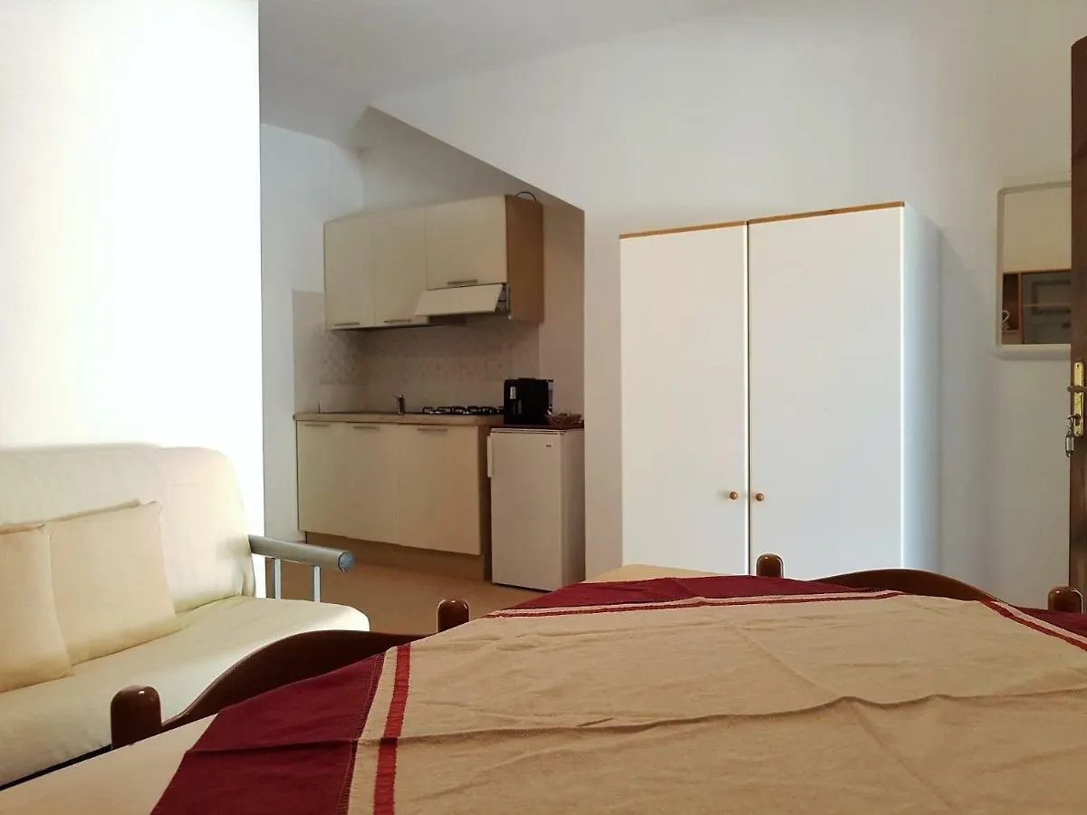 Hotel Su Pranu Onifai 0*,  Italia