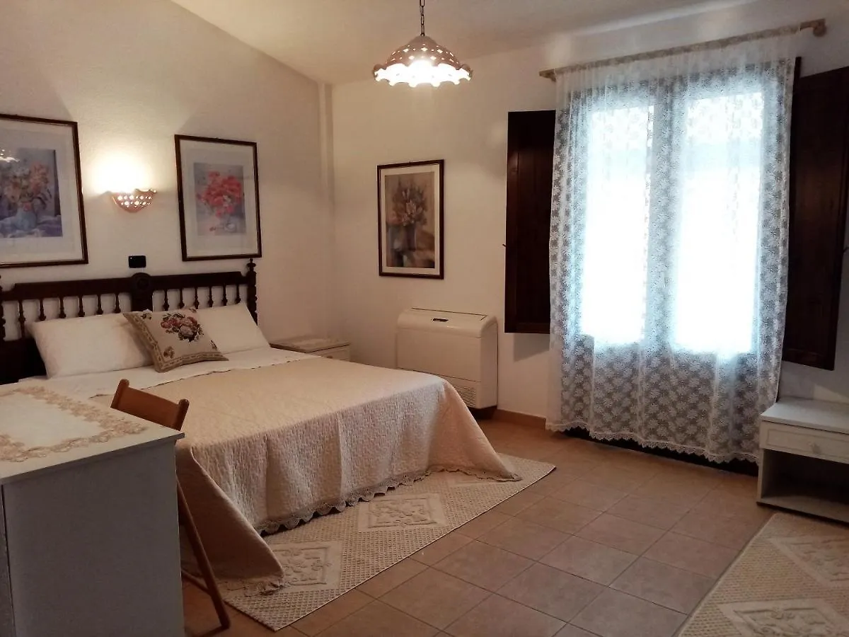 Hotel Su Pranu Onifai 0*,  Italia